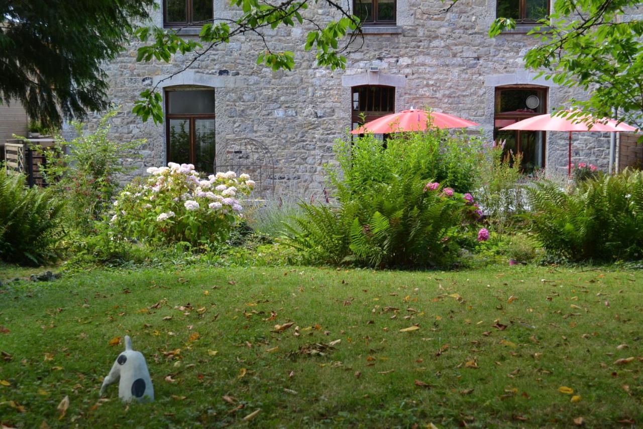 Au Plaisir Hotel Hastiere-par-dela Exterior foto